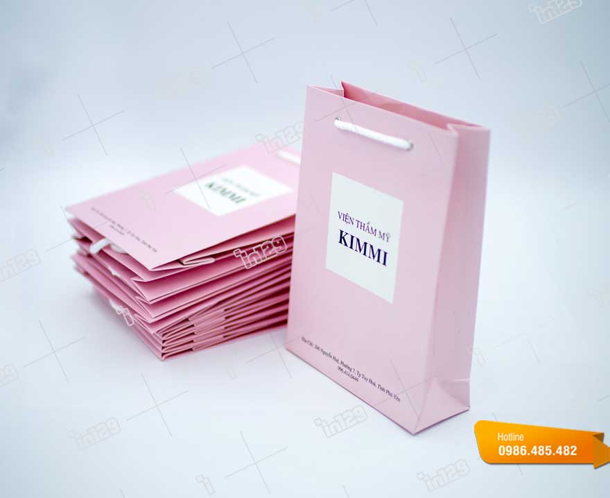 Thiết kế và in mẫu túi giấy viện thẩm mỹ Kimmi