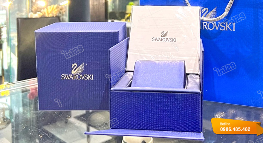 Mẫu hộp giấy đựng đồng hồ cao cấp thương hiệu SWAROVSKI