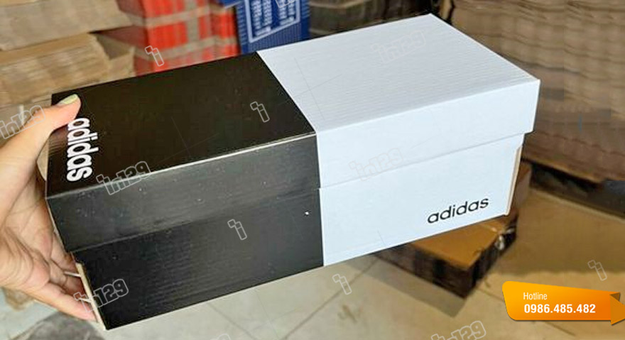 Mẫu hộp giấy đựng giày thương hiệu Adidas