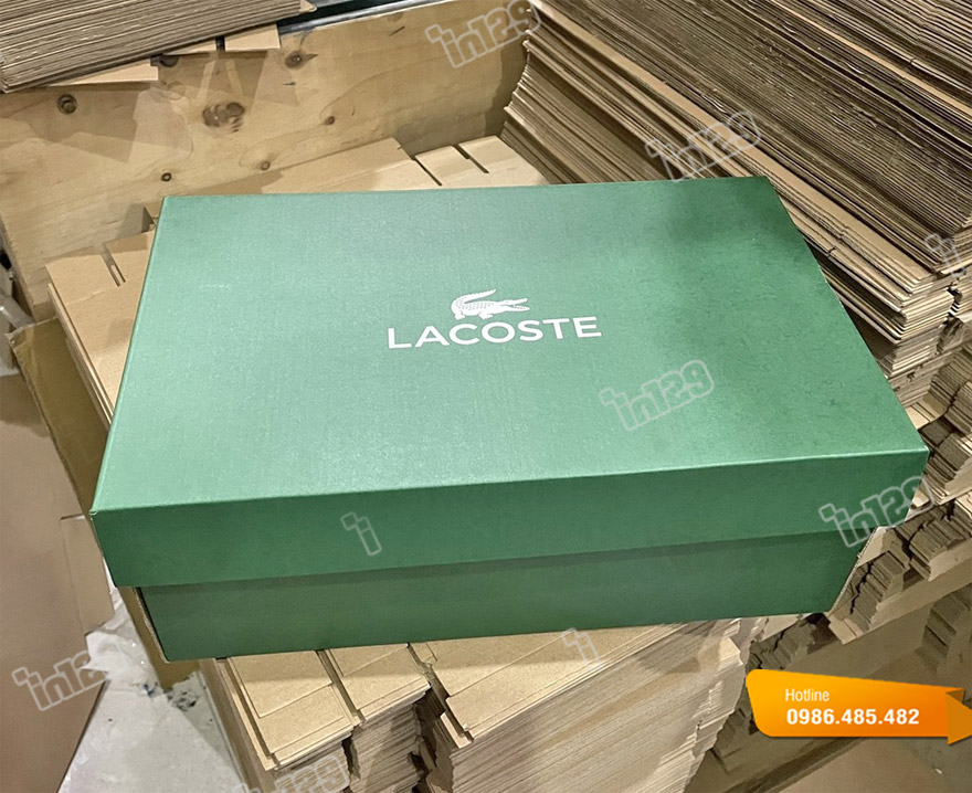 Mẫu hộp carton đựng giày Lacoste