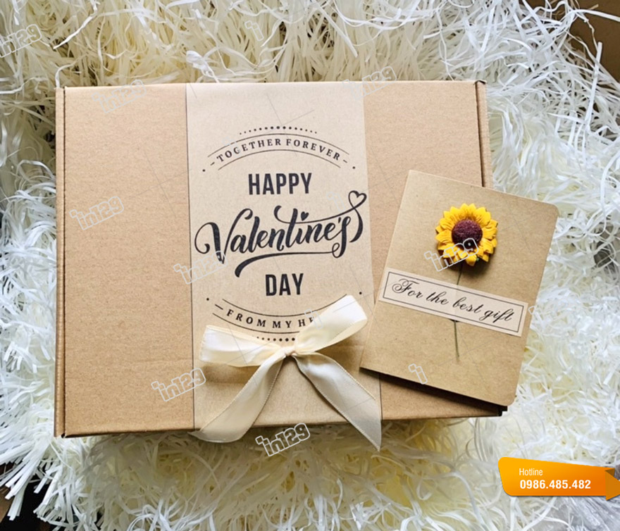 Mẫu hộp quà Valentine bằng giấy kraft