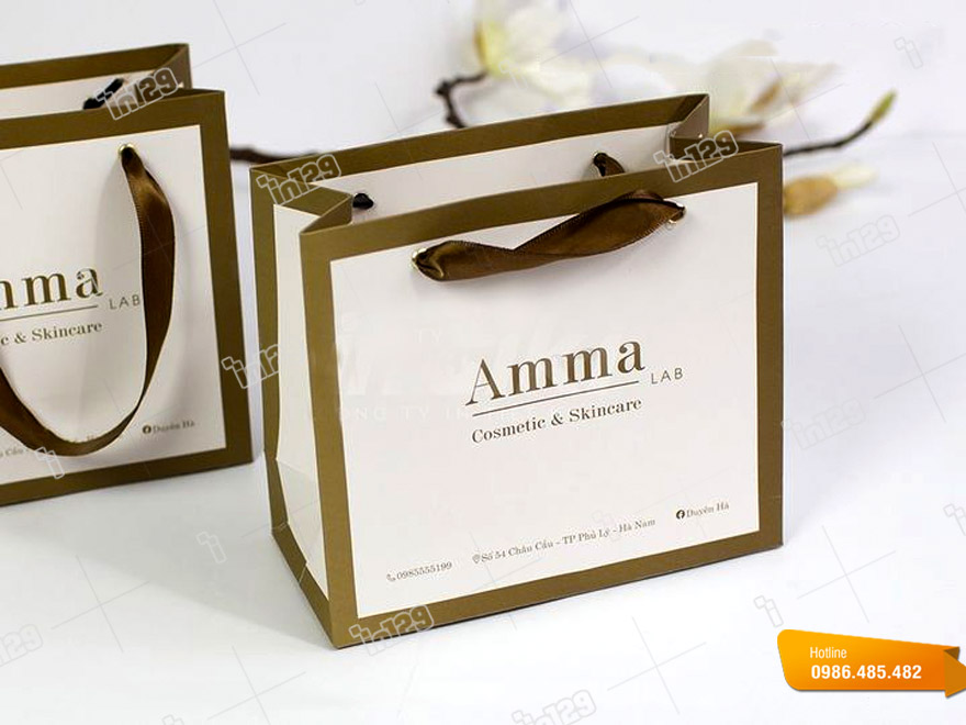 In túi đựng mỹ phẩm bằng giấy cửa hàng mỹ phẩm Amma