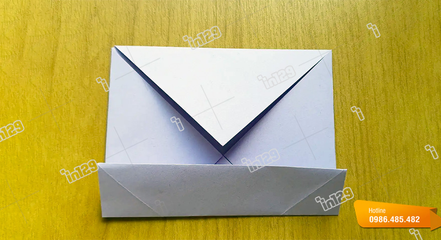 Cách gấp hộp giấy đơn giản bước 3