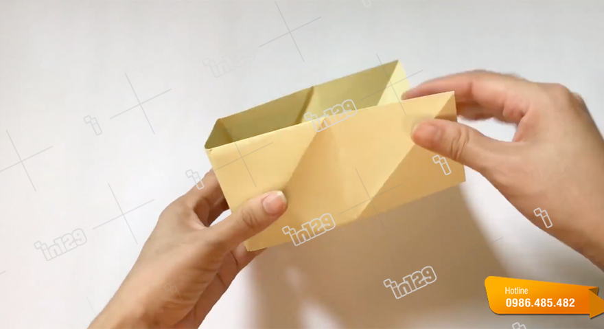 Cách gấp hộp giấy đựng bút bước 8