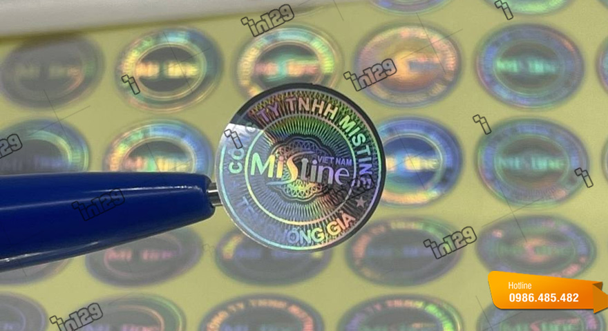 Mẫu tem bảo hành camera hình tròn bằng decal hologram